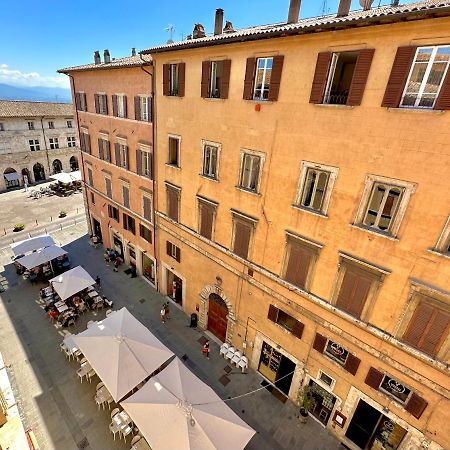 Апартаменти Royal Domus Perugia - Via Mazzini Екстер'єр фото